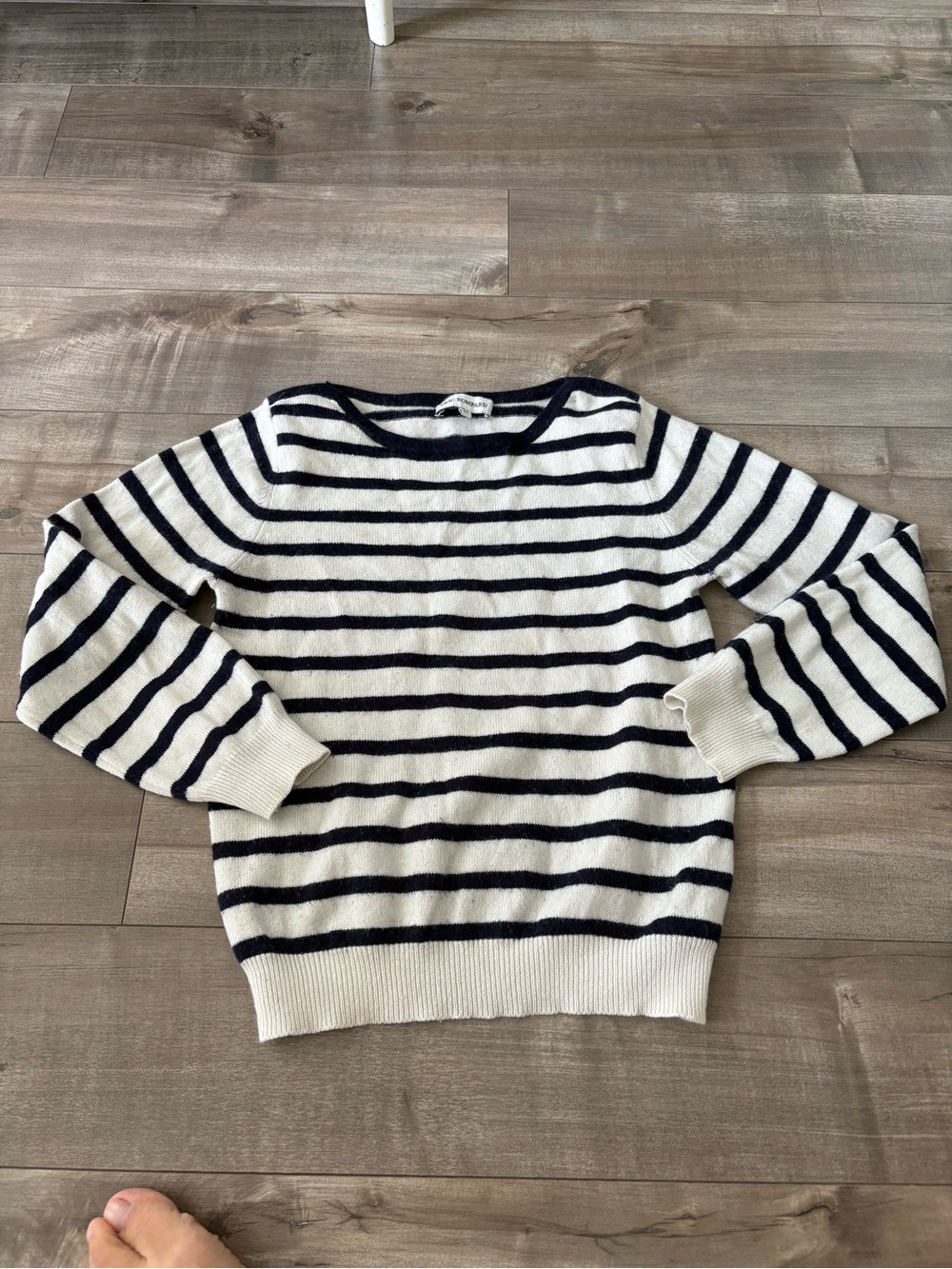 Rare Find｜Eric Bompard Children’s Cashmere Blend Sweater 8A